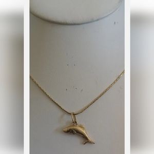 14k solid gold chain and 14k  pendant